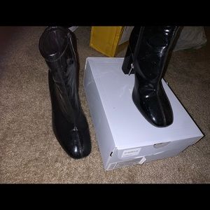 Shiny Black Boots🖤